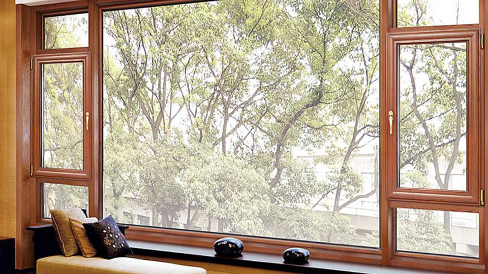 新房裝修門窗很重要，如何選擇不掉坑？樓上樓門窗要你記住這3點！