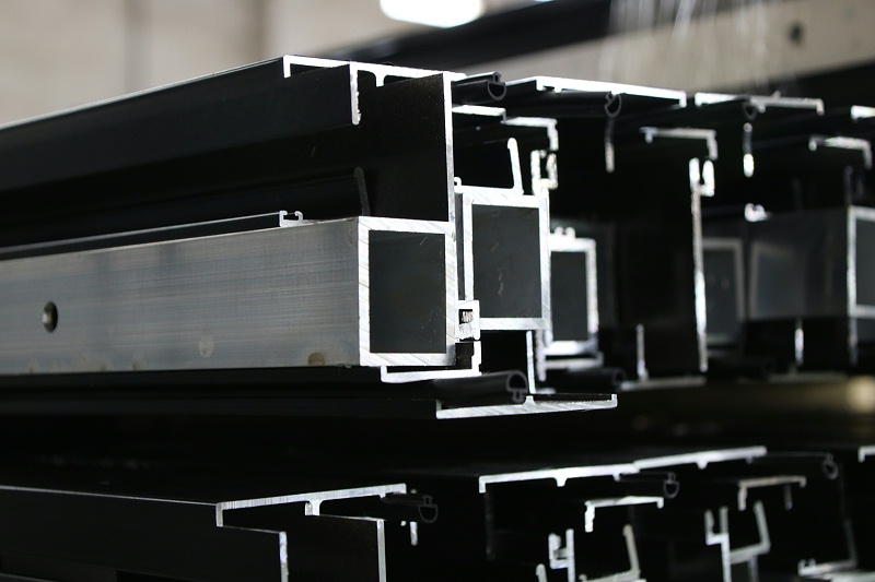 日子過(guò)久了才發(fā)現(xiàn)，家里使用樓上樓節(jié)能系統(tǒng)門(mén)窗很有必要！