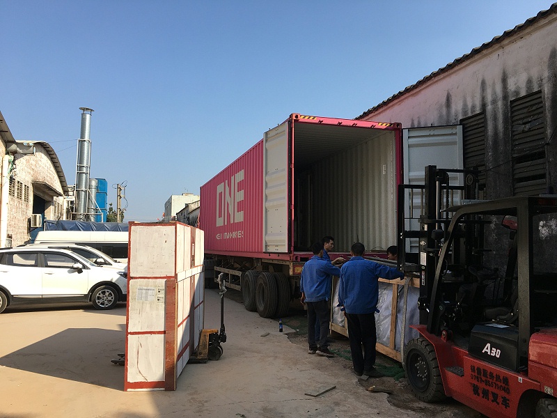 私家別墅豪宅定制的高端鋁合金門窗即將被送出國！