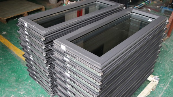 工程門窗廠家價格越貴越有保障嗎？-樓上樓門窗