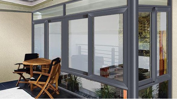 佛山哪里有高端鋁合金門窗合作的廠家？國(guó)內(nèi)十大門窗品牌樓上樓門窗