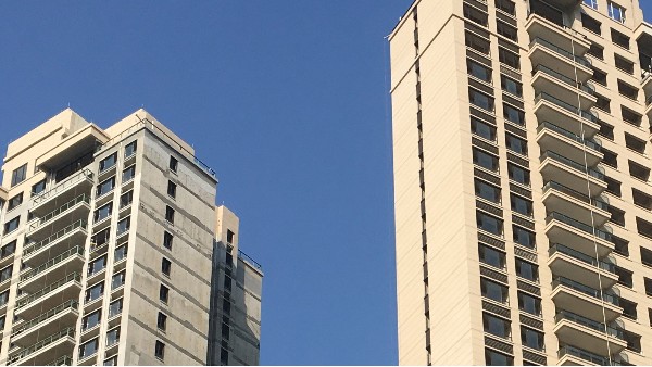 工程門窗如何實現(xiàn)規(guī)?；亩ㄖ粕a(chǎn)?樓上樓有妙招!